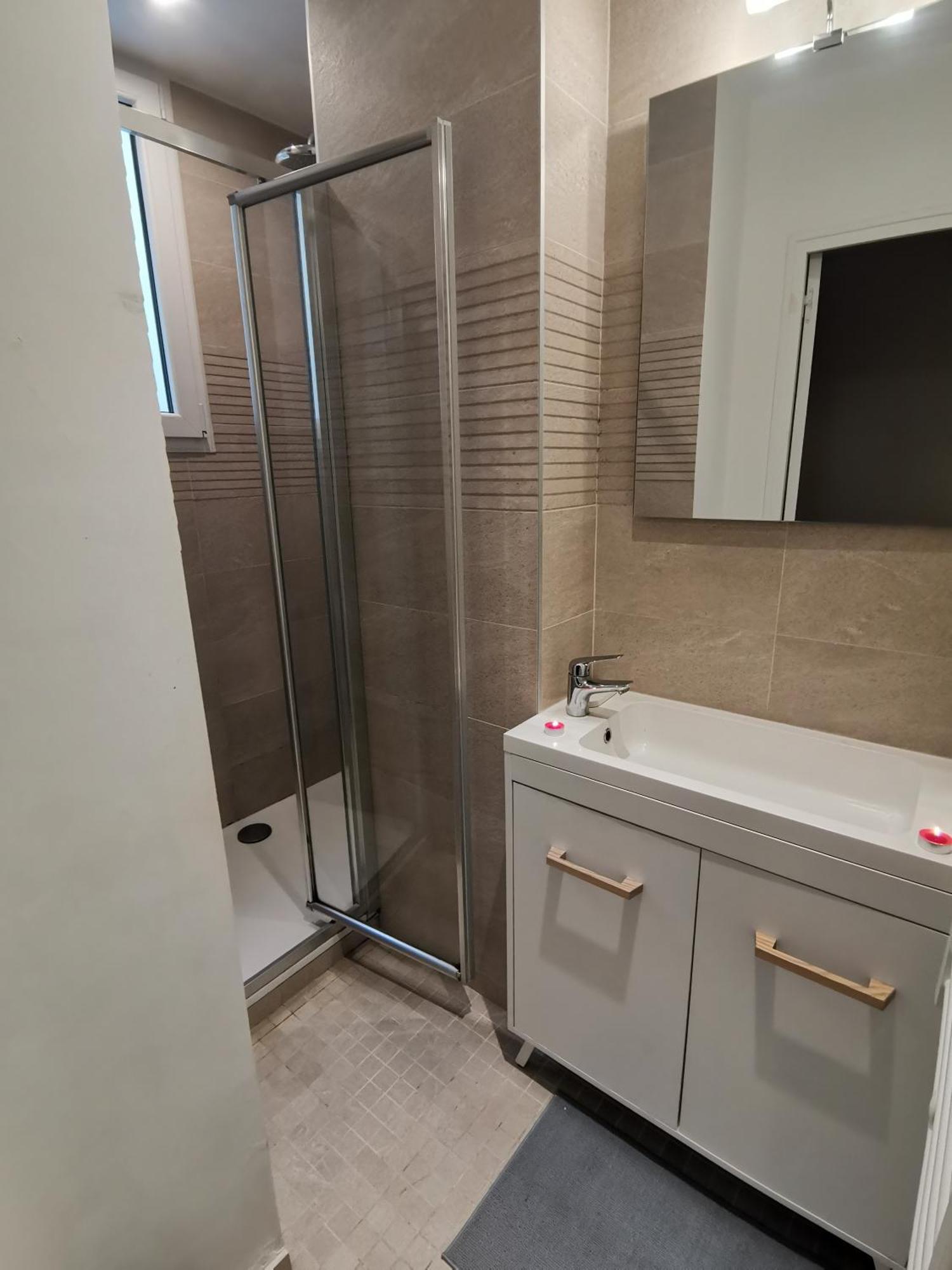 *Appartement Moderne/2 Minutes Du Metro* Saint-Ouen  Extérieur photo