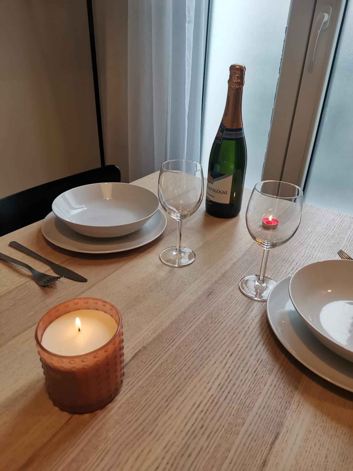 *Appartement Moderne/2 Minutes Du Metro* Saint-Ouen  Extérieur photo