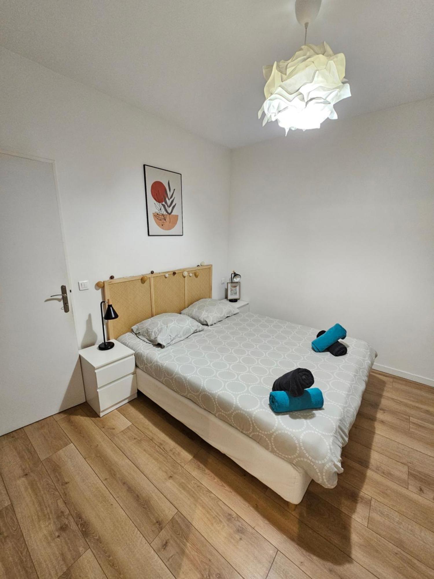 *Appartement Moderne/2 Minutes Du Metro* Saint-Ouen  Extérieur photo