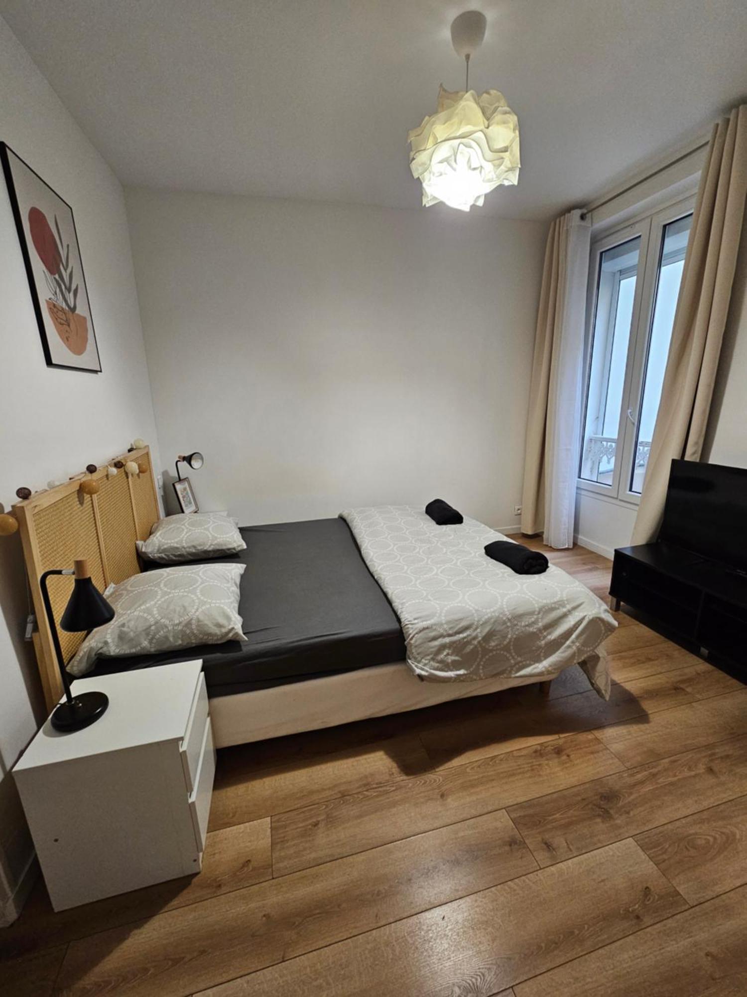 *Appartement Moderne/2 Minutes Du Metro* Saint-Ouen  Extérieur photo