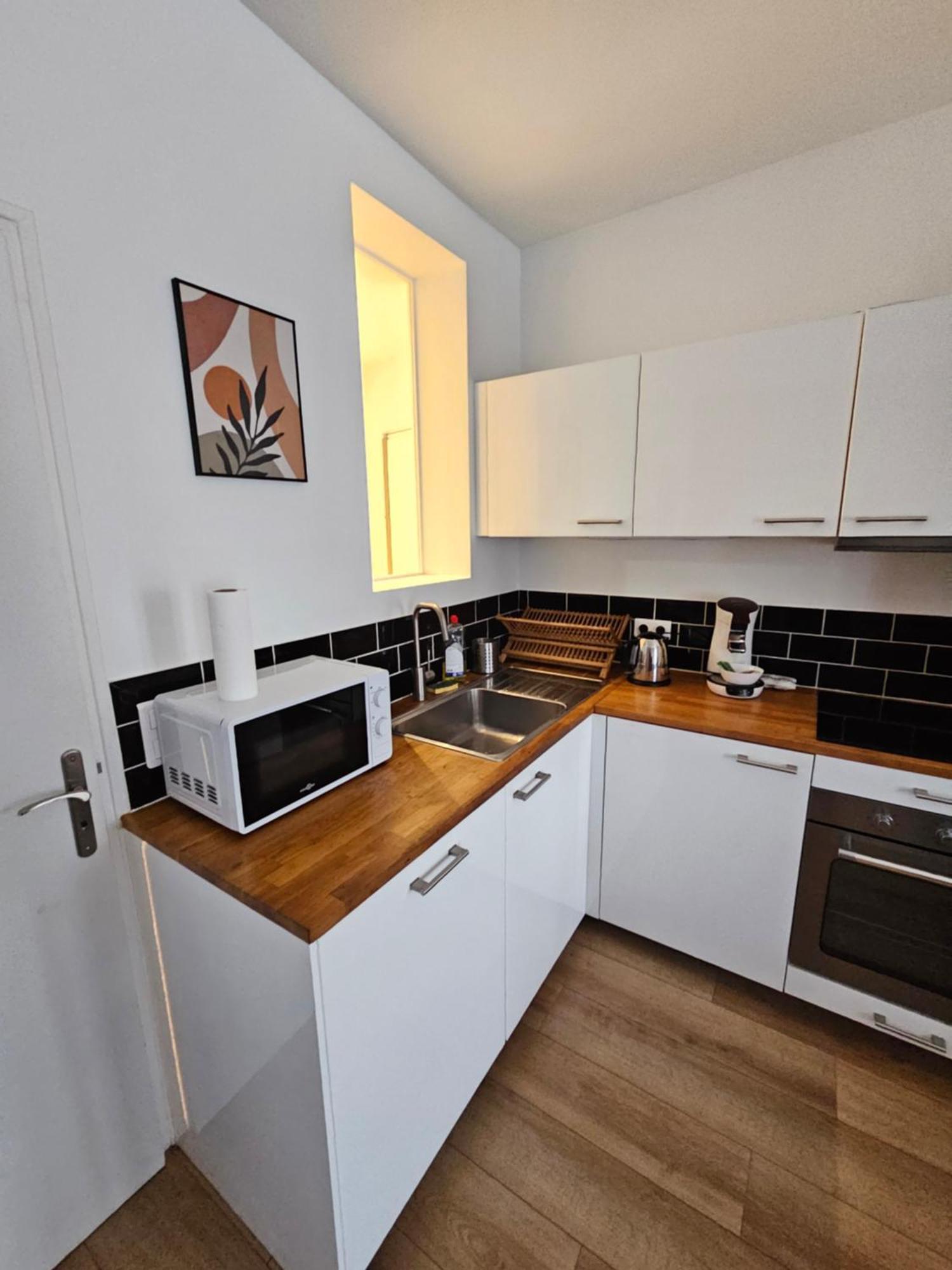 *Appartement Moderne/2 Minutes Du Metro* Saint-Ouen  Extérieur photo