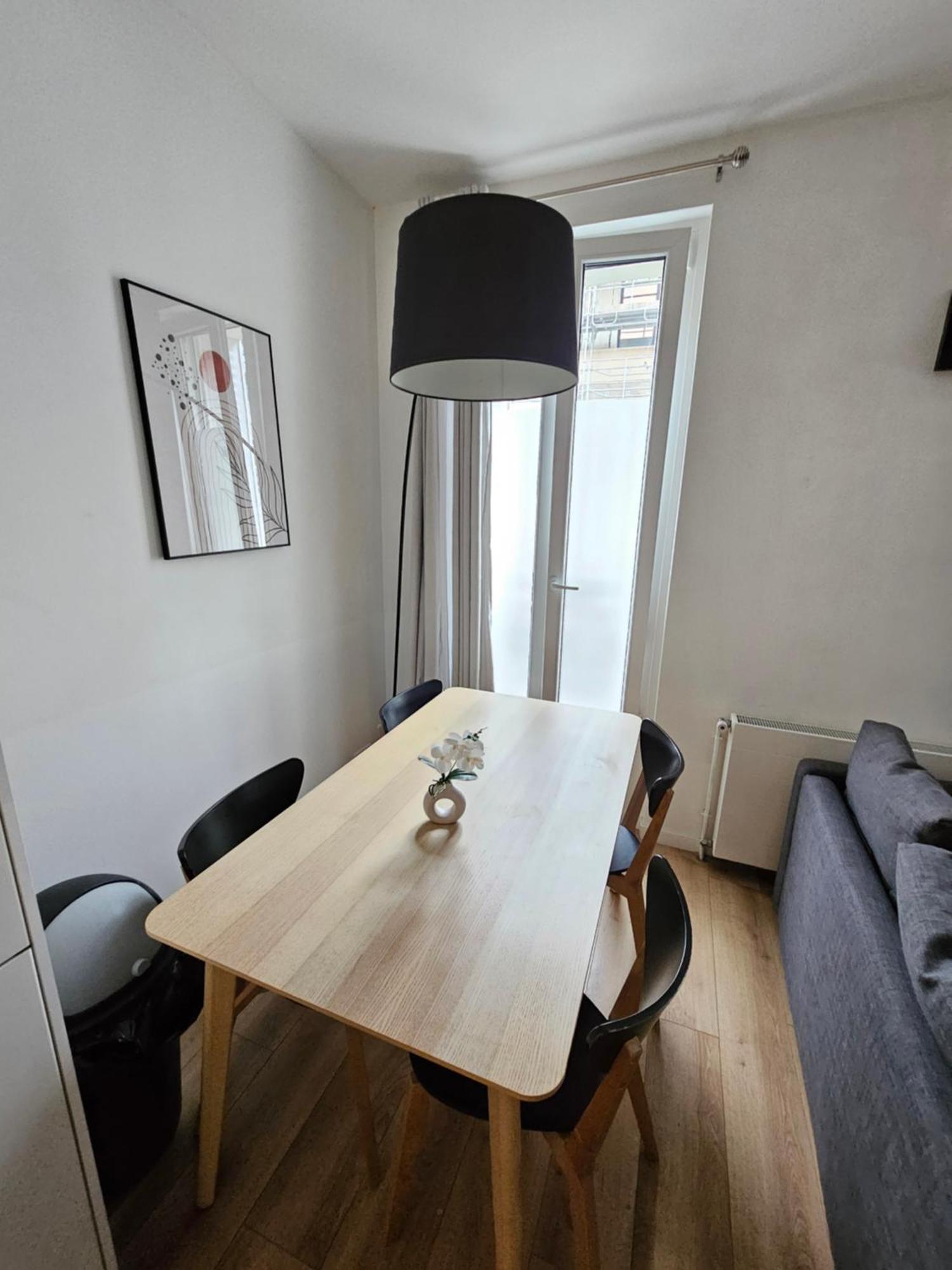 *Appartement Moderne/2 Minutes Du Metro* Saint-Ouen  Extérieur photo