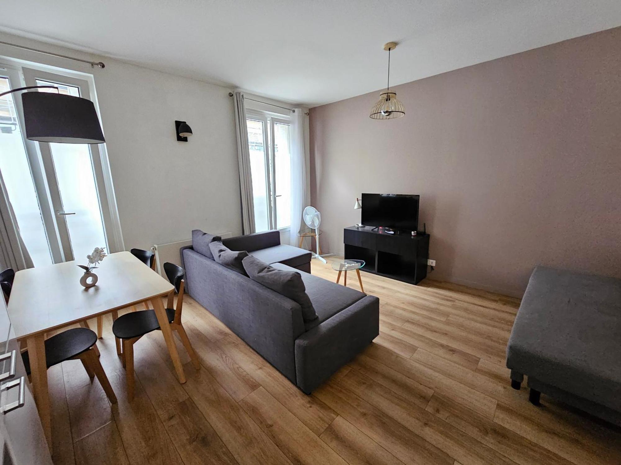 *Appartement Moderne/2 Minutes Du Metro* Saint-Ouen  Extérieur photo
