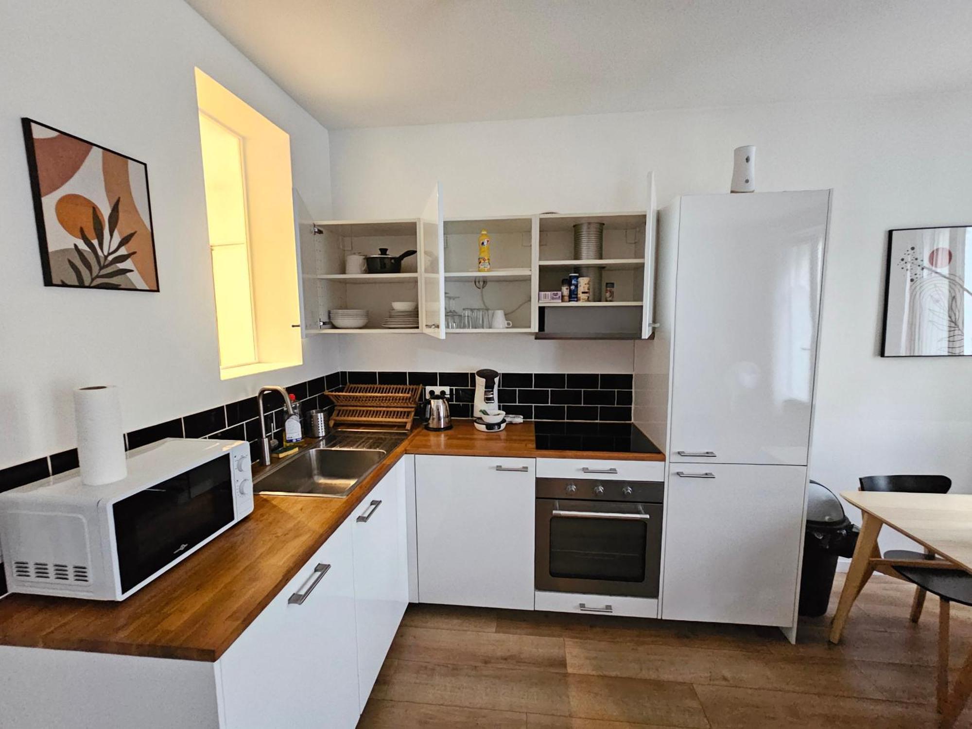 *Appartement Moderne/2 Minutes Du Metro* Saint-Ouen  Extérieur photo